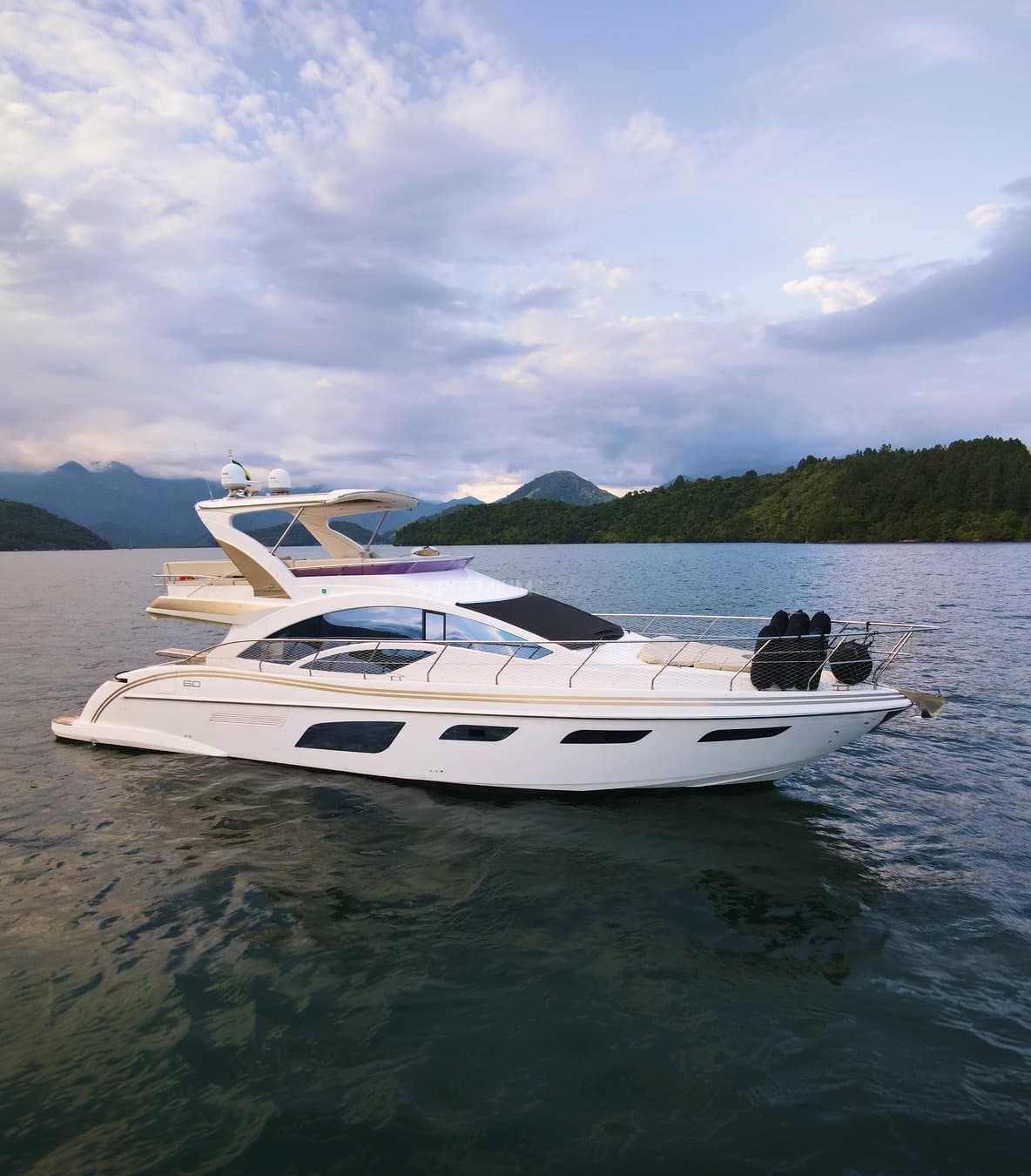 Intermarine 60 - 2015